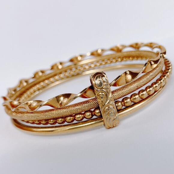 VTG 1980s Bangle Gold Tone Fixed Triple Bracelet Textured Layered Design - Picture 5 of 11